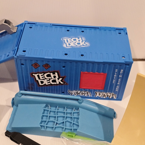 Tech Deck Container and Ramp Set - Picture 8 of 16